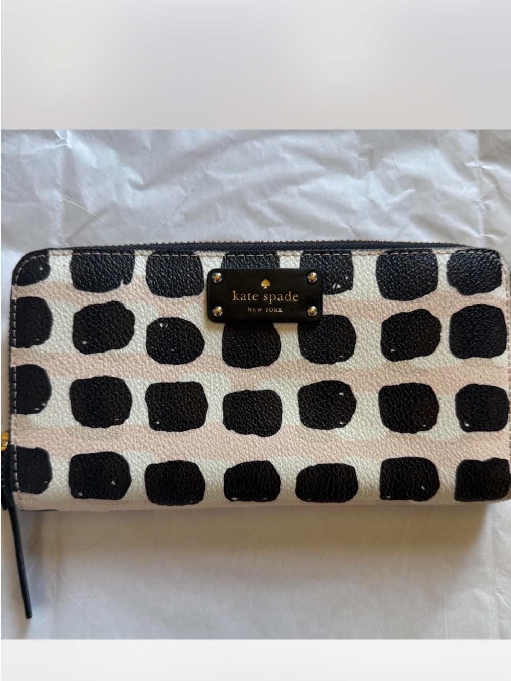 kate spade Black and White Spot Zip-Around Wallet